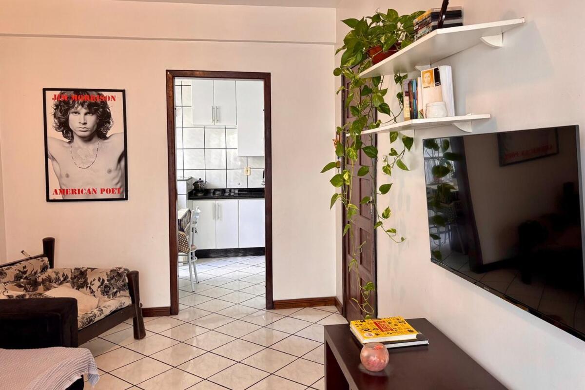 Apartamento Otima Localizacao